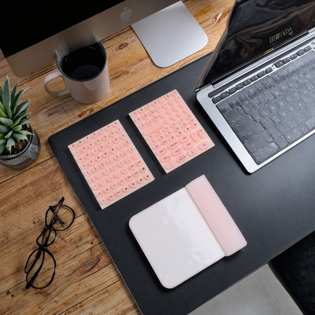 OEM Guangdong Moulding Silicone Keyboard Stickers & Raised Keycaps for Long Nails with Letters