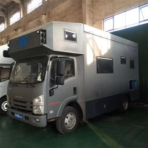 Nuovo Furgone Camper Isuzu Multifunzionale, Spazioso e Confortevole con Tetto Estensibile, Ideale per Viaggi ed Esplorazioni - Product Image 4