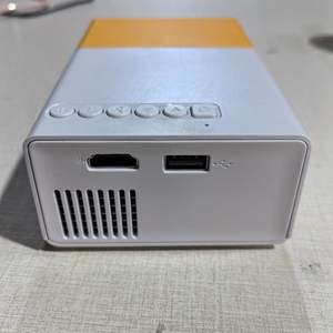 جهاز عرض صغير YG300 مزود بخاصية واي فاي يدعم دقة 1080 بكسل، جهاز عرض أفلام محمول، يدعم الاتصال اللاسلكي بالهواتف لمشاهدة الأفلام - Product Image 2