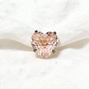 <span class=keywords><strong>Orecchini</strong></span> in Titanio F136 a Forma di Cuore con Zirconi a Fuochi d'Artificio, Piercing Avanzato per Cartilagine Unisex - Product Image 3