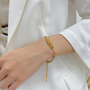 Custom 18K PVD Gold Stainless Steel ID Bar Bracelet with Cubic Zirconia Blank for Custom Text Laser <b>Engraving</b> Personalized Gift - Product Image 4