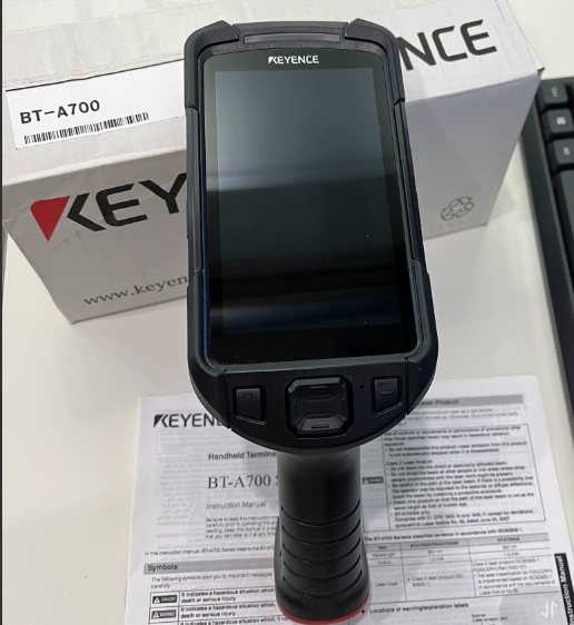 KEYENCE BT-A700 Autofocus Barcode Reader with Image Sensor Thread Mounting Photoelectric Induction Recognition-Japan Origin