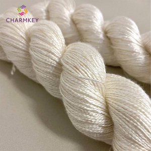 <span class=keywords><strong>Hilo</strong></span> <span class=keywords><strong>de</strong></span> <span class=keywords><strong>Seda</strong></span> Natural Puro Sin Teñir, Textura Brillante y Suave al Tacto, Fácil <span class=keywords><strong>de</strong></span> Usar, 4.25NM/2, Color Blanco Crudo, 100% <span class=keywords><strong>Seda</strong></span> <span class=keywords><strong>de</strong></span> Morera para Crochet - Product Image 4