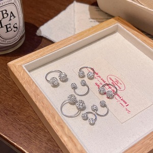 Manchette d'oreille en forme de U géométrique avec clous à boule de 6 mm, 8 mm, 10 mm, en cuivre serti, bijou cadeau - Product Image 3