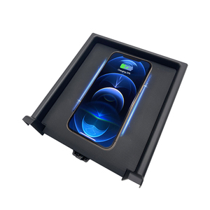 New Qi không dây sạc nhanh cho Odyssey và Elysion 2015 2024 Bluetooth kết nối xe sạc điện thoại - Product Image 1