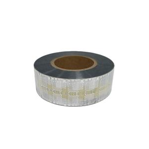 Etiqueta de Inlay RFID UHF Personalizada Getsmart C41R, Duradera, Distancia de Lectura de 7.4m, para Gestión de Ropa en Comercios Minoristas, Muestras Gratis R6P - Product Image 1