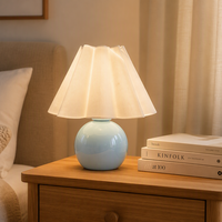 Lampe de table en métal à pétales, rechargeable par USB, à intensité variable en trois niveaux, commande tactile, abat-jour en lin, éclairage pour chambre et bureau