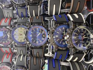 VAWANOID STCOHAN Orologio sportivo al quarzo da 40 mm con quadrante blu e cinturino in acciaio inossidabile da uomo con datario analogico - Product Image 3