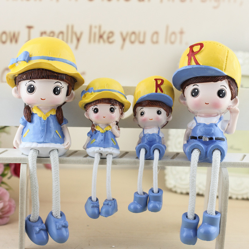 Cartoon Resin Dangling Leg Doll Craft