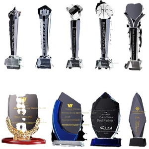 Trofeo <span class=keywords><strong>de</strong></span> Cristal Personalizado, Medalla <span class=keywords><strong>de</strong></span> Resina Metal, Premios, Recuerdo Creativo, Trofeo <span class=keywords><strong>de</strong></span> Cristal - Product Image 2