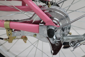 Vélo <span class=keywords><strong>de</strong></span> <span class=keywords><strong>ville</strong></span> <span class=keywords><strong>rose</strong></span> OEM 20 pouces à vitesse unique, vélo <span class=keywords><strong>de</strong></span> <span class=keywords><strong>ville</strong></span> classique <span class=keywords><strong>rose</strong></span> princesse pour filles/femmes, fourche en acier, vélo <span class=keywords><strong>de</strong></span> <span class=keywords><strong>ville</strong></span> rétro - Product Image 3