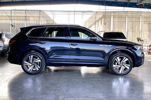 Compre Ahora Autos Usados: Volkswagen <span class=keywords><strong>Touareg</strong></span> <span class=keywords><strong>R</strong></span>-<span class=keywords><strong>LINE</strong></span> SUV <span class=keywords><strong>2021</strong></span>, Listo para Enviar - Product Image 2