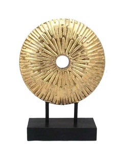 Escultura de Mesa Moderna de Aluminio en Venta, Vajilla de Metal Color Bronce, Escultura de Mesa Abstracta - Product Image 5