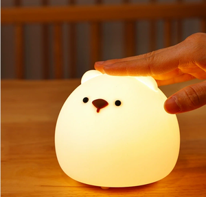 Lampe LED en silicone pour enfants Lampe colorée tactile rechargeable par USB pour chambre d'enfants Lampe de chevet animal ours - Product Image 2