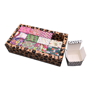 Boîte avec logo personnalisé <span class=keywords><strong>calendrier</strong></span> <span class=keywords><strong>de</strong></span> <span class=keywords><strong>l</strong></span>'<span class=keywords><strong>avent</strong></span> 12 jours boîte cadeau en papier pour emballage cosmétique avec 12 jours d'impression <span class=keywords><strong>de</strong></span> logo - Product Image 4