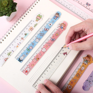 Regla de plástico acrílico de 150mm de <span class=keywords><strong>color</strong></span> personalizado, ficha promocional para niños escolares para estudiantes - Product Image 2