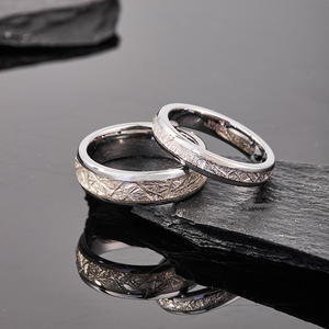 À la mode 4/6/8mm carbure de tungstène anneaux hommes femmes bijoux personnalisés dôme poli météorite incrustation argent plaqué bandes de mariage - Product Image 3