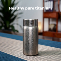 200ml Mini bouteille d'eau classique portable haut de gamme en titane pur avec boîte-cadeau haut de gamme pour le camping, le ménage et les affaires
