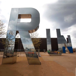 Tùy Chỉnh Hiện Đại Ngoài Trời Nghệ Thuật Trừu Tượng Trang Trí Kim Loại Lãng Mạn Tình Yêu Tên Bức Tượng Lớn Thép Không Gỉ Thư Điêu Khắc - Product Image 3