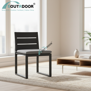 Ensemble de chaises de salle <span class=keywords><strong>à</strong></span> manger d'extérieur modernes en aluminium sans accoudoirs, style ferme, avec coussin imperméable pour hôtels, parcs et salles de réunion - Product Image 3