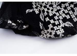 Camicette a maniche corte con ricamo floreale estivo di alta qualità da donna - Product Image 3