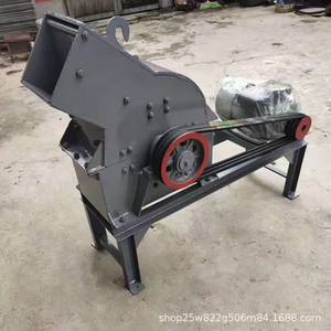Hochwertiger Henan Yiwei Neuer Typ AC-Motor Tragbarer Mobiler Raupenhammerbrecher für Mineralien und Steine mit 10t/h Kapazität - Product Image 5