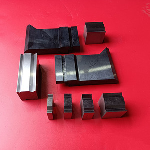 Matrices de pliage supérieures et inférieures à fente en V en alliage haute rigidité pour machine de pliage de métaux - Product Image 2