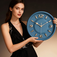 Horloge murale silencieuse à quartz avec logo personnalisé, design moderne vert menthe et or, chiffres 3D, horloge murale ronde à fixer au mur, décoration pour la maison et le salon