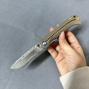Textura rugosa <span class=keywords><strong>Piel</strong></span> de pitón como mango G10 Cuchillo plegable de Damasco Bolsa de PU Agujero de cordón con ESTUCHE DE REGALO Cuchillo de bolsillo - Product Image 1