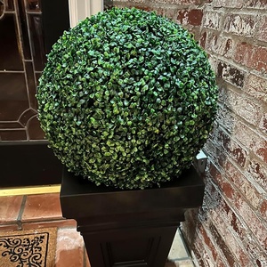Meilleures boules synthétiques en plastique décoratives pour pelouse, boules pointues vertes sur herbe artificielle suspendue pour terrain de bocce - Product Image 4
