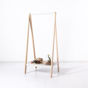 <span class=keywords><strong>Appendiabiti</strong></span> da Terra in Legno dal Design Moderno per Camera da Letto e Soggiorno, Vendita all'Ingrosso - Product Image 1