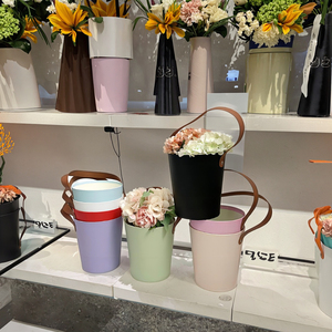 Customized Macaron Single <strong>Small</strong> Barrel Portable Flowers Box Luxury Leather Gift Packaging for Flower Gifts <strong>Paper</strong> <strong>Boxes</strong> - Product Image 2
