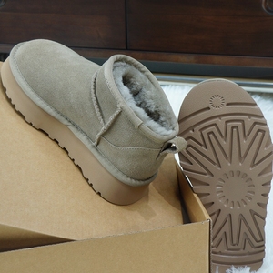 מותג מותאם אישית של נשים שם המותג חורף חם מגפי שלג עם sheepcrown זמש עליון רך עבור פעילויות שלג - Product Image 4