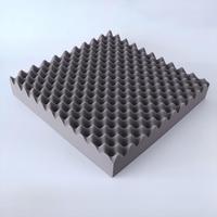 Tuiles en mousse insonorisantes robustes de 30 mm d'épaisseur, structure en carton ondulé, conformes aux normes UL/EN13501-1 pour les projets commerciaux