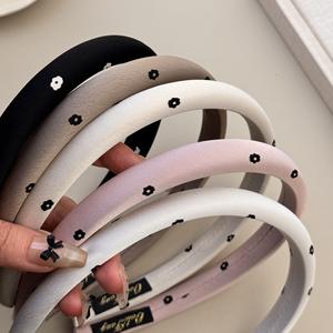 عصابة رأس رفيعة أنيقة للفتيات على الطراز الأوروبي وأمريكي قماش حفلات 13*16 إكسسوارات شعر الوجه متعددة الاستخدامات لغسيل الشعر - Product Image 2