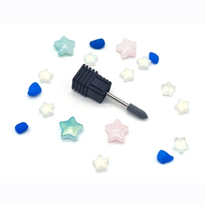 Ponceuse à callosités en silicone pour salon, embout de ponceuse à ongles, traitement des peaux dures, outil de pédicure OEM pour soins des pieds, embout de polissage - Product Image 4