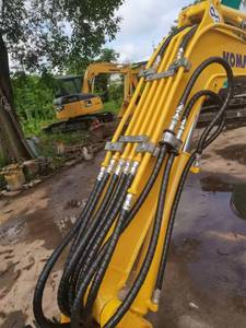 Miniexcavadora Komatsu PC20 Usada Compacta |   Excavadora de cadenas de segunda mano de 2 toneladas para trabajos de jardinería y granja - Product Image 4