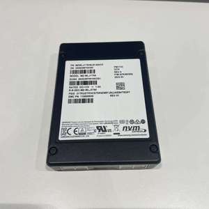 Pour disque dur SSD NEMe Enterprise de 1,9 To EMC 118000838 PM1733 MZWLJ1T9HBJR-00AC9 MZ-WLK1T9A - Product Image 1