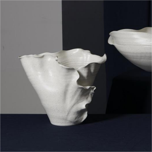 Ensemble de vases en céramique blanche de luxe, décoration moderne pour la maison avec glaçure mate pour fleurs artificielles et vase en porcelaine - Product Image 3