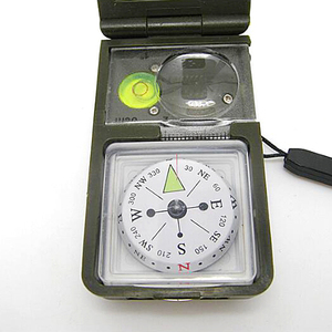 Kit d'outils de survie multifonctionnel 10-en-1 avec boussole de poche <span class=keywords><strong>pour</strong></span> le camping, l'escalade, les excursions et les activités de plein air décontractées - Product Image 5
