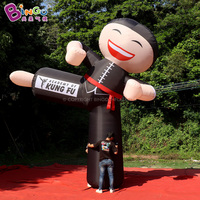 Figurine gonflable géante de dessin animé personnalisée, personnage de karaté, homme, publicité, garçon de taekwondo gonflable pour la décoration publicitaire