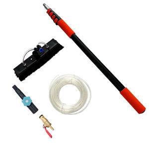 Aluminium-Teleskopstange Wasserführendes Reinigungssystem Umweltfreundlicher EAST Marken Solarpanel- & Fensterreinigungsbürsten-<span class=keywords><strong>Kit</strong></span> mit Sprühfunktion - Product Image 2