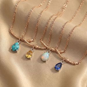 Collier tendance en cuivre plaqué or 14 carats avec pendentif goutte d'eau en zircon, bijou pierre de naissance - Product Image 4