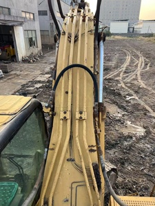 Venta caliente usada Caterpillar 320CL excavadora sobre orugas de 20 toneladas con motor y bomba Equipo de construcción de alto rendimiento - Product Image 5