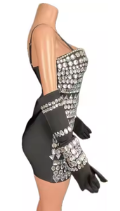 Mini robe moulante en bandage orné de strass avec de longs gants couverts Robe de soirée décontractée - Product Image 2