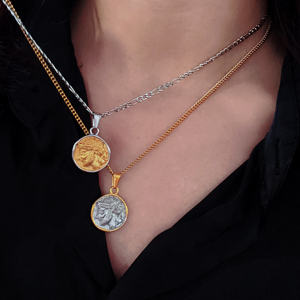 Collier à main Hasma sans ternissement bijoux plaqués or personnalisés vente en gros en acier inoxydable Cupidon ange boussole pendentif collier Zeus - Product Image 6