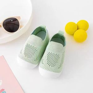Chaussures personnalisées pour bébé garçon ou fille, souples, antidérapantes, baskets pour tout-petits, chaussures en maille à enfiler pour bébé - Product Image 2