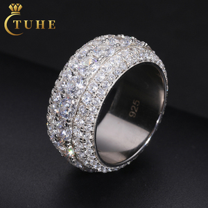 Anello con Diamante Moissanite VVS Scintillante Taglio Rotondo in <span class=keywords><strong>Argento</strong></span> 925 Stile Hip Hop, Anelli da Fidanzamento e Matrimonio all'Ingrosso - Product Image 1