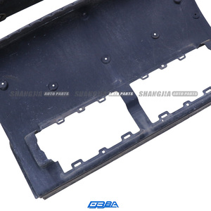 Piezas de Desmontaje del Conducto de Admisión de Aire Delantero para Rolls-Royce Cullinan, Conjunto de Deflector de Aire del Radiador de Plástico - Product Image 5