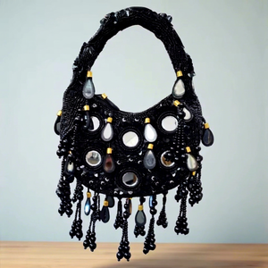 Bolso de Noche Clásico Negro de Media Luna con Cuentas Hechas a Mano, Adornos de Espejo y Borlas, Bolso de Hombro para Fiesta, Ecológico - Product Image 1